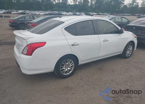 2019 Nissan Versa 1.6 Sv z USA, uszkodzony, nr VIN 3N1CN7AP2KL827591